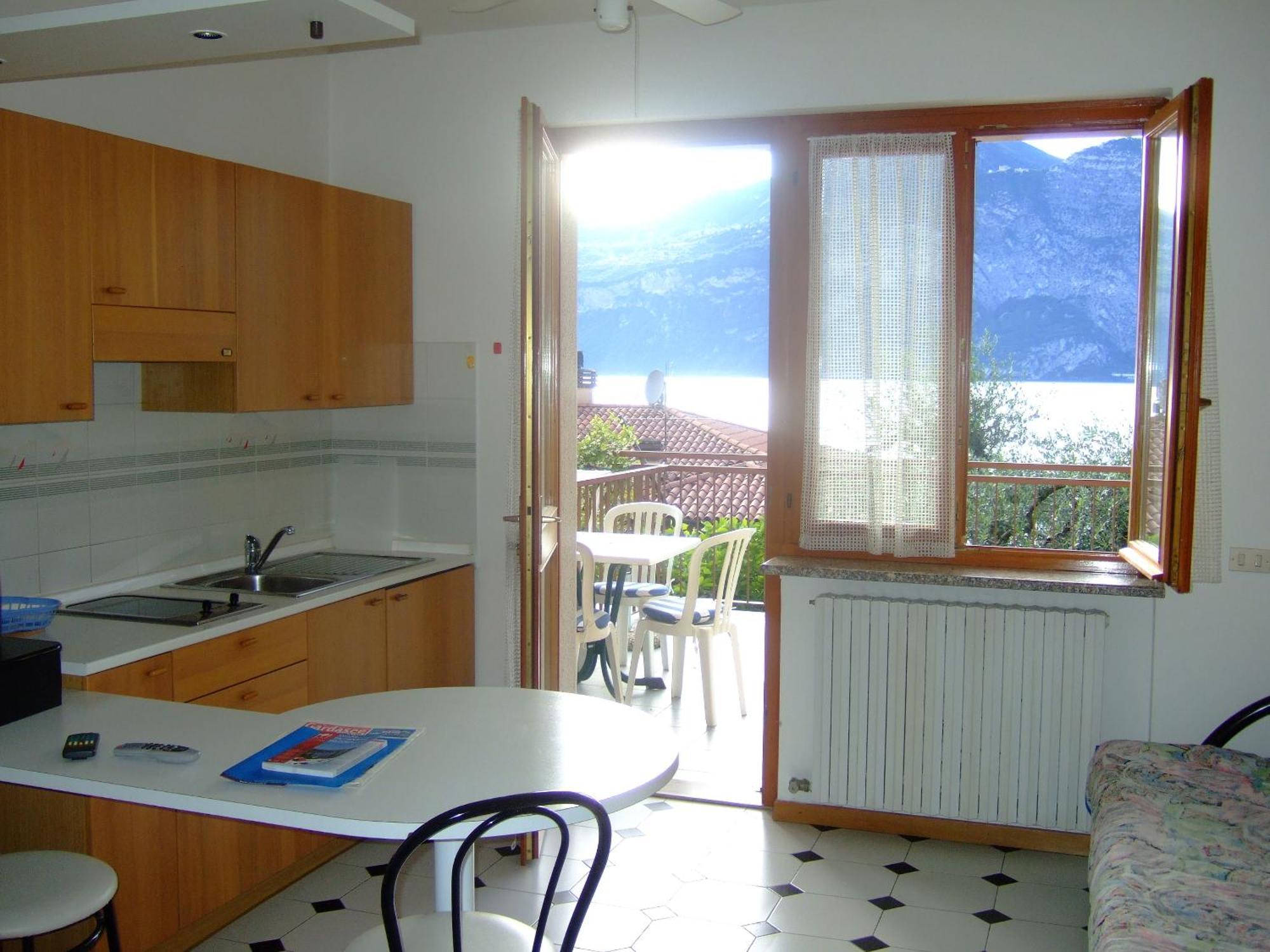 Residence San Vito Бренцоне сул Гарда Екстериор снимка