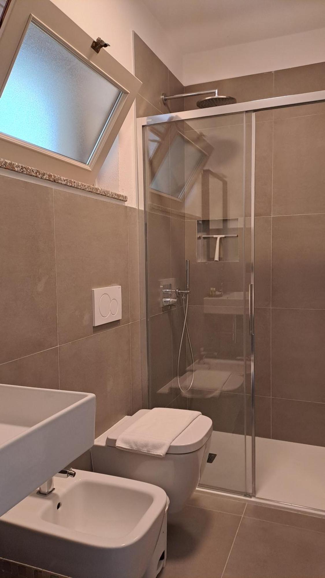 Residence San Vito Бренцоне сул Гарда Екстериор снимка