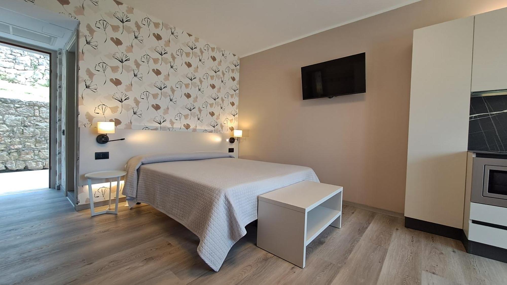 Residence San Vito Бренцоне сул Гарда Екстериор снимка